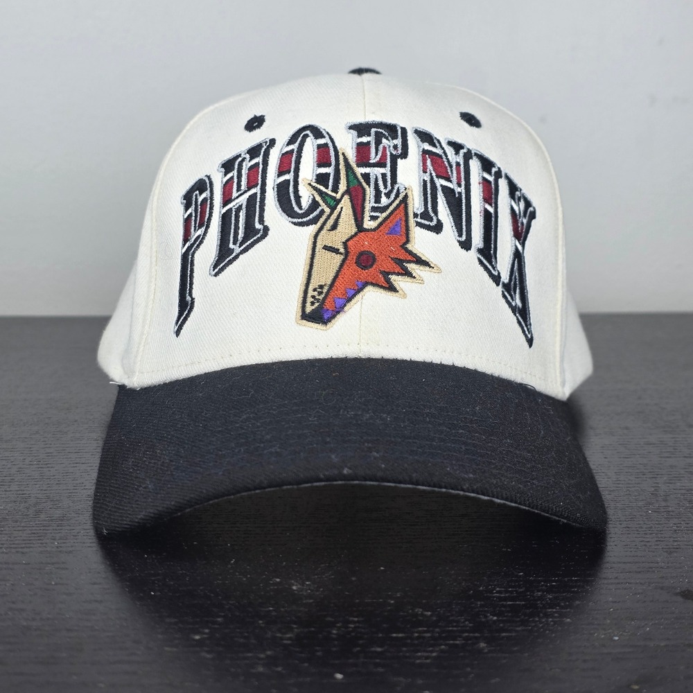 Vintage Phoenix Coyotes Starter 90s Fitted Hat Kachina Logo NHL 90s Size 7–7¼